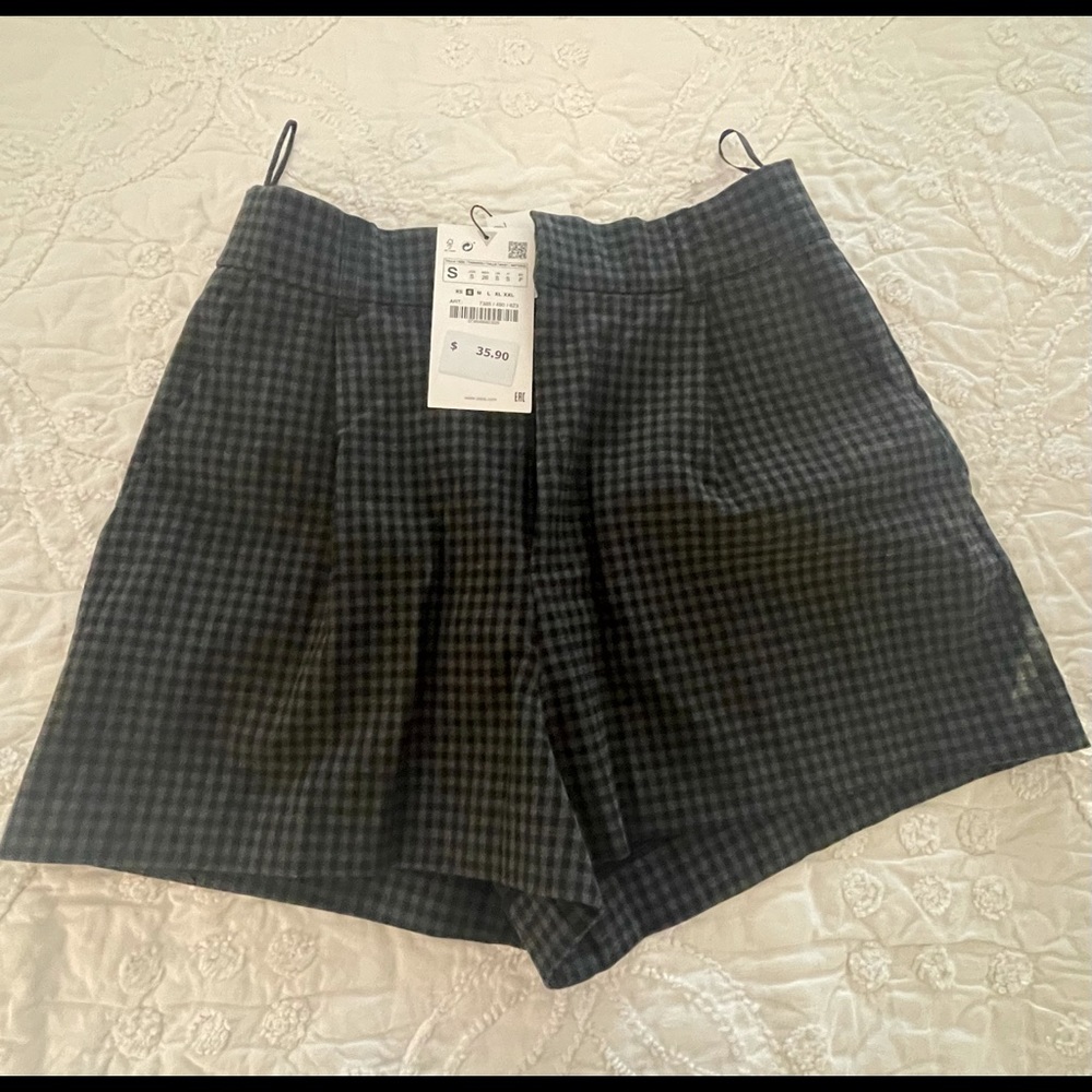 Zara NWT great and black checked  shorts